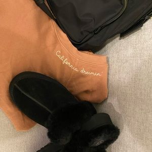 Free people “Mate” brand sweatshirt 😍